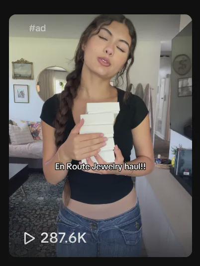 Maria等合作过的高ROI海外红人名单开元棋牌网站头部首饰出海品牌Melinda(图2)